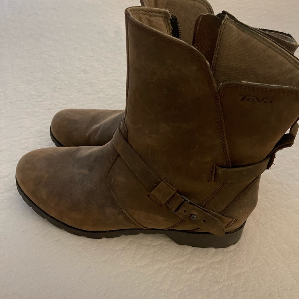 The stylishly versatile Teva